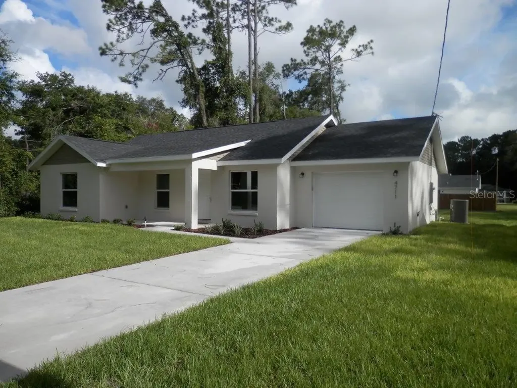4711 SE 142nd Street Summerfield FL 34491