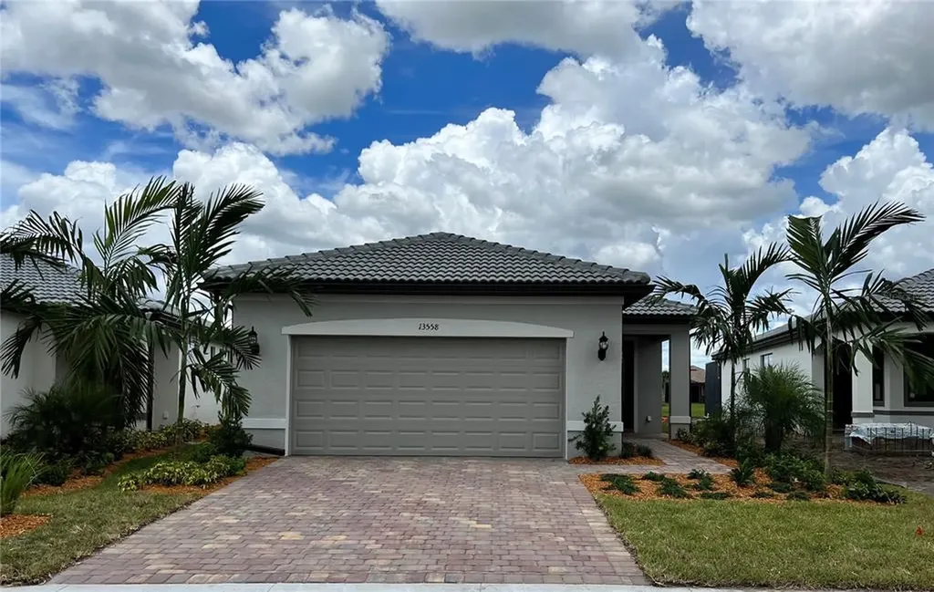 13558 Nobilio Street Venice FL 34293