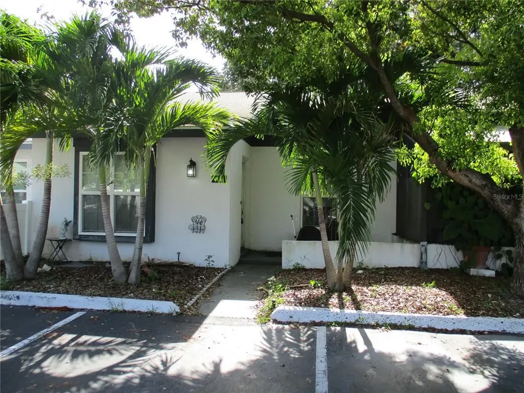 5431 Parkside Villas Drive St Petersburg FL 33709