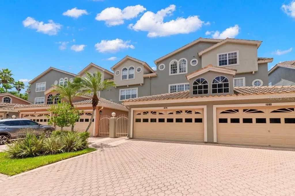1678 Lago Vista Boulevard Palm Harbor FL 34685