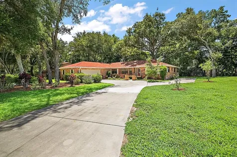 10048 Bunker Road Leesburg FL 34788