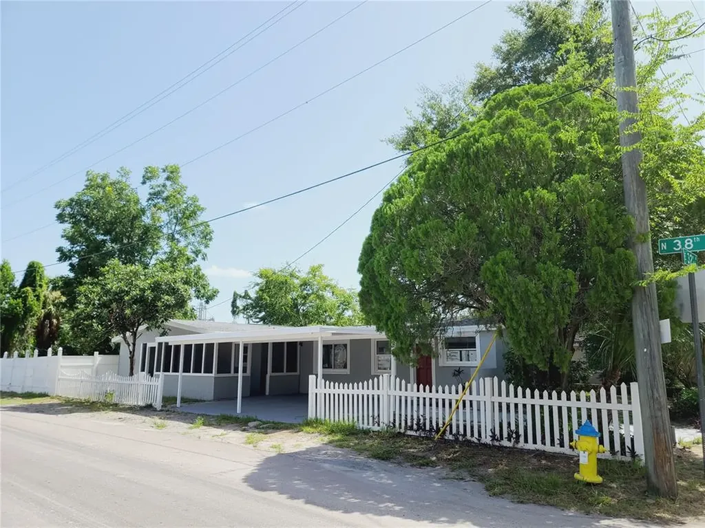 3802 E 32nd Avenue Tampa FL 33610