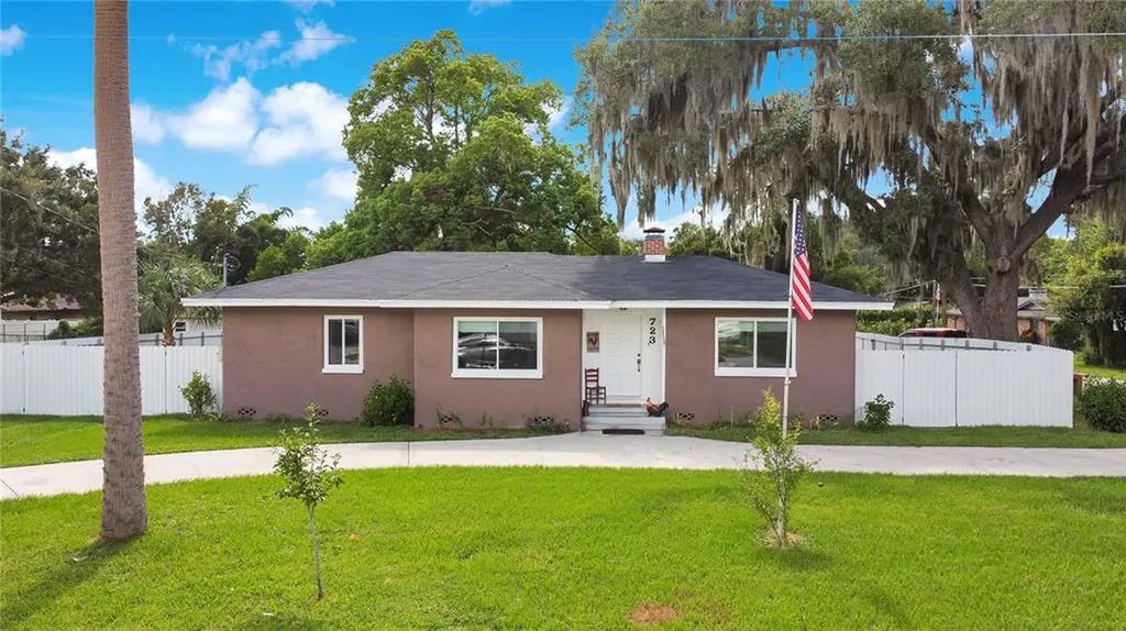 723 N Rockingham Avenue Tavares FL 32778