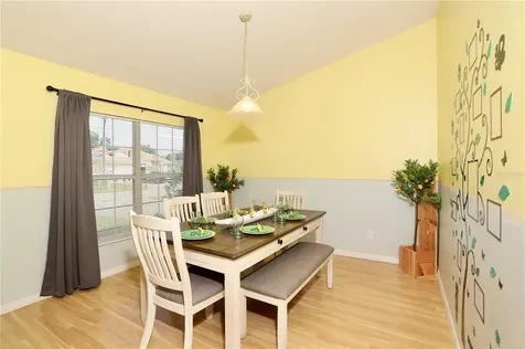 527 Carlsbad Drive Kissimmee FL 34758