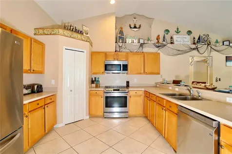 527 Carlsbad Drive Kissimmee FL 34758