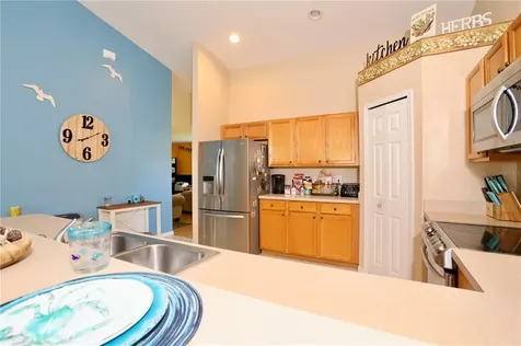 527 Carlsbad Drive Kissimmee FL 34758