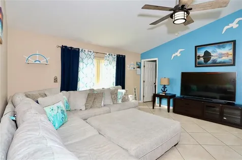 527 Carlsbad Drive Kissimmee FL 34758