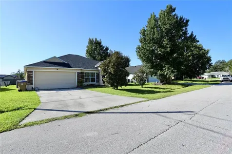527 Carlsbad Drive Kissimmee FL 34758