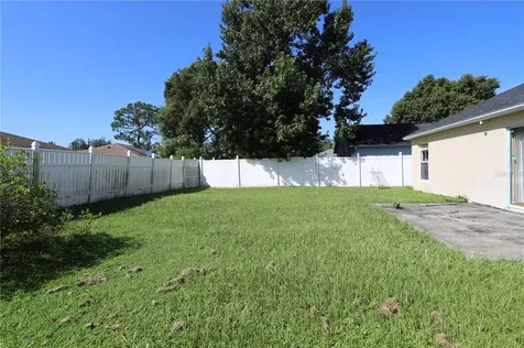 527 Carlsbad Drive Kissimmee FL 34758