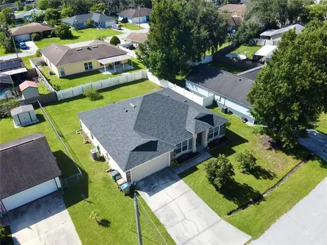527 Carlsbad Drive Kissimmee FL 34758