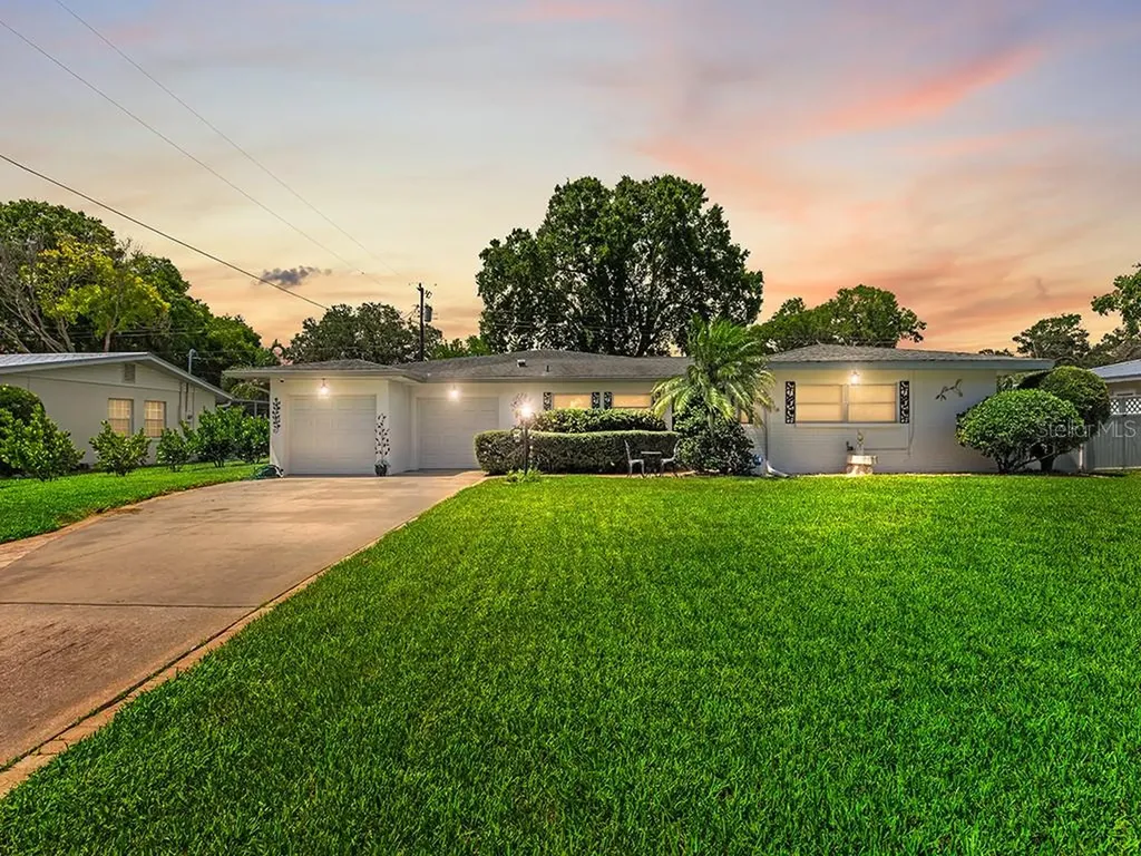 2665 Datura Street Sarasota FL 34239