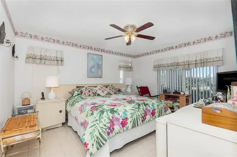 345 Alegriano Court Kissimmee FL 34758