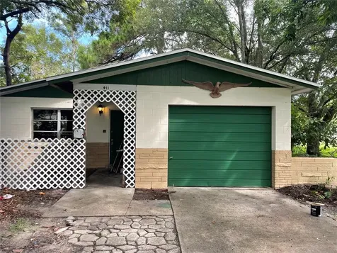 471 54th Avenue N St Petersburg FL 33703