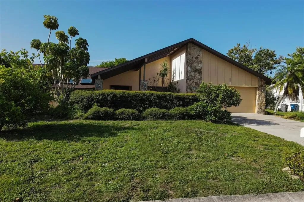 7807 18th Avenue NW Bradenton FL 34209