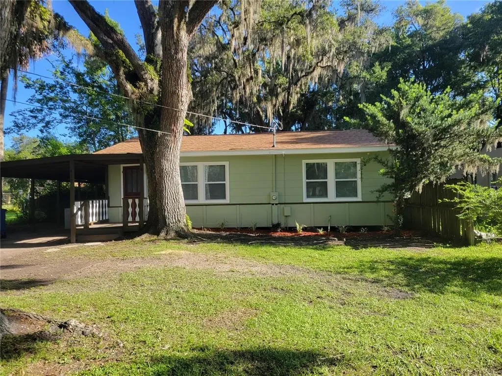 419 NE Crystal Street Crystal River FL 34428