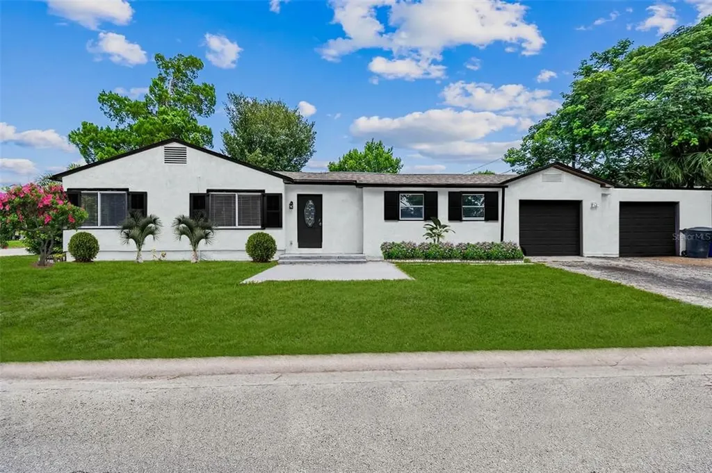 2422 34th Avenue N St Petersburg FL 33713