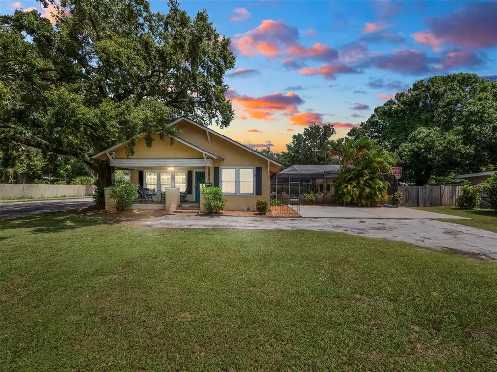 1604 Crystal Lake Drive Lakeland FL 33801