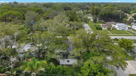 3895 55th Avenue N St Petersburg FL 33714