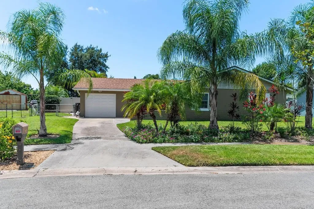 1020 Saul Court Orlando FL 32822