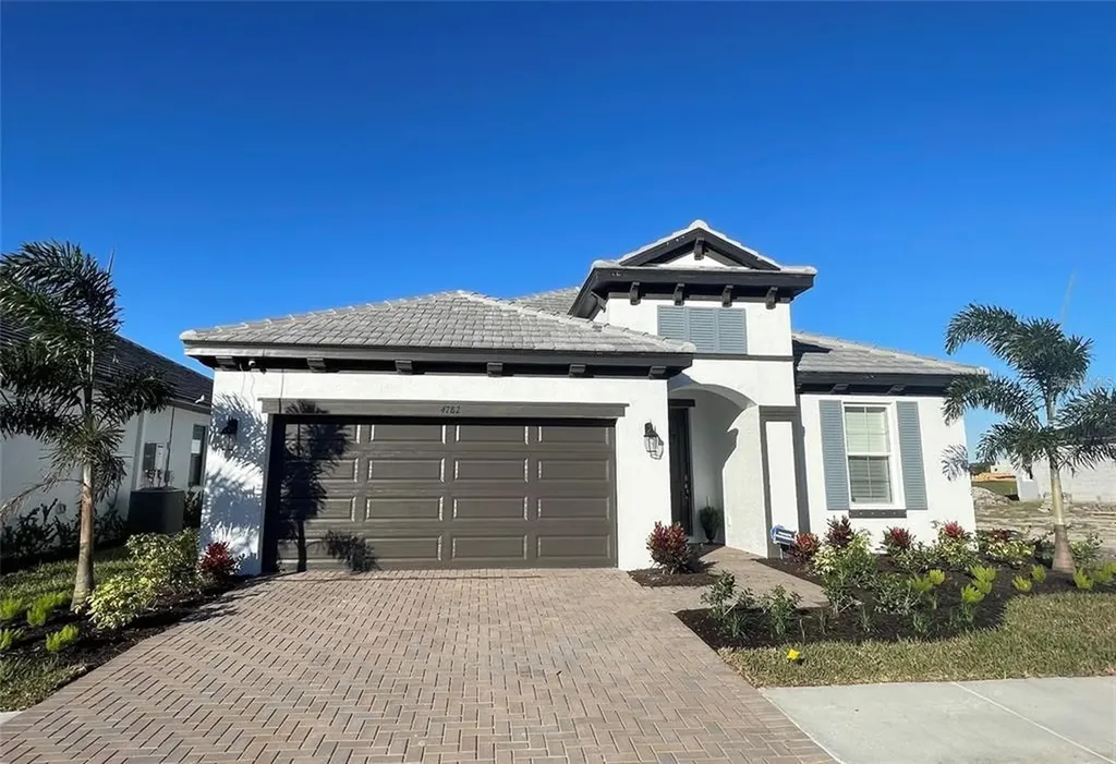 4753 Antrim Drive Sarasota FL 34240