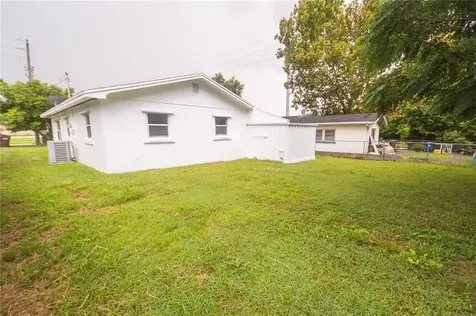 340 W Bullard Avenue Lake Wales FL 33853