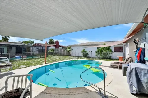 9829 Crofton Lane Port Richey FL 34668
