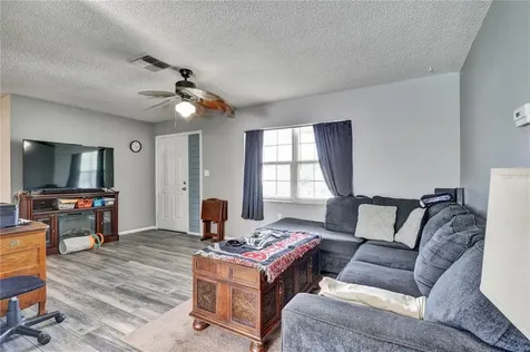 9829 Crofton Lane Port Richey FL 34668