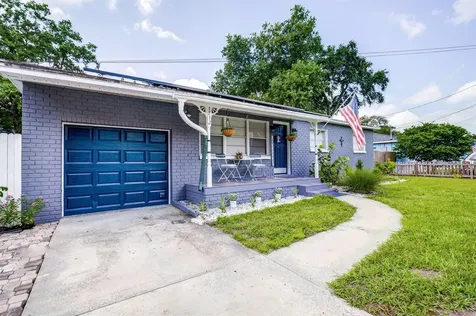 1712 W Overpar Drive Tampa FL 33612
