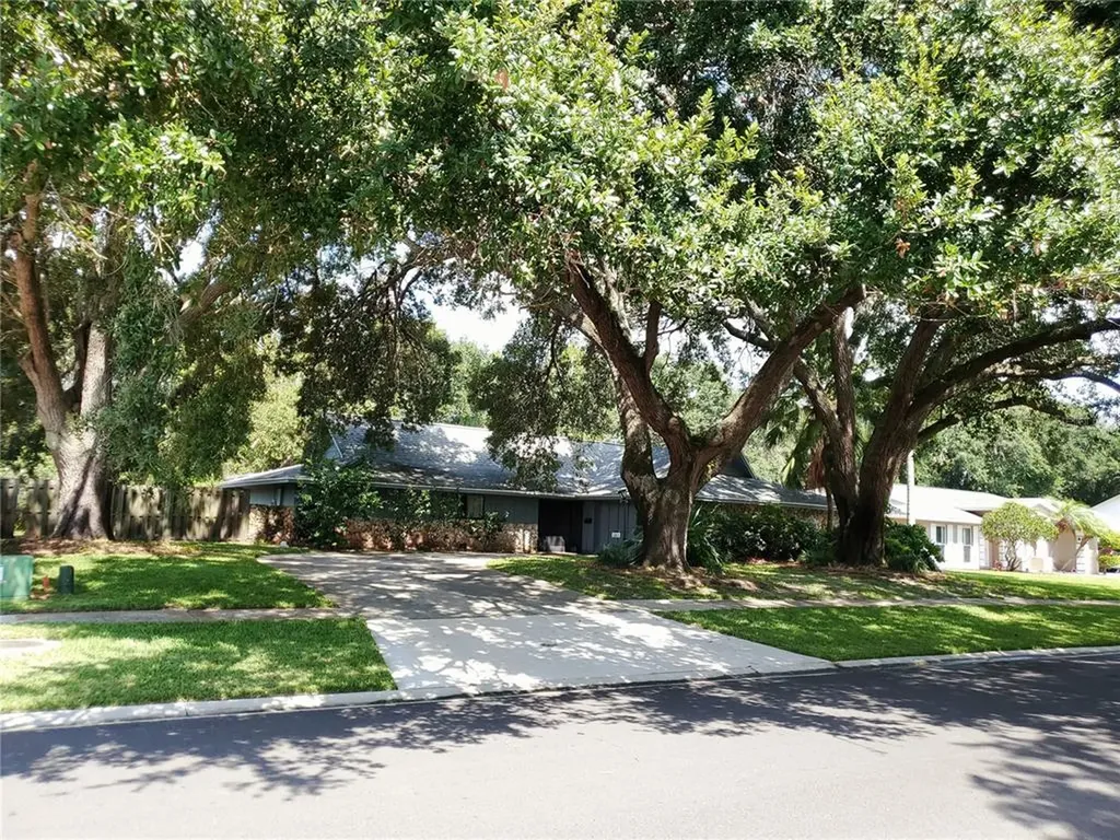 145 Lake Destiny Trail Altamonte Springs FL 32714