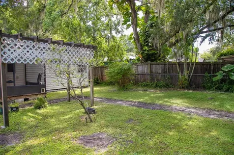 1106 W Hiawatha Street Tampa FL 33604