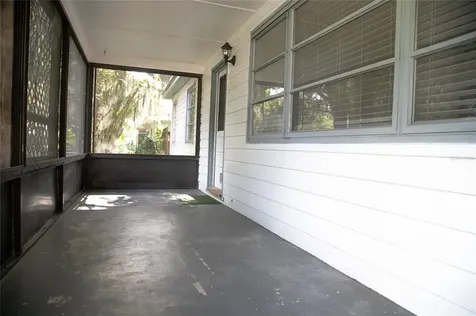 1106 W Hiawatha Street Tampa FL 33604