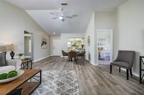 1006 N Wheeler Street Plant City FL 33563