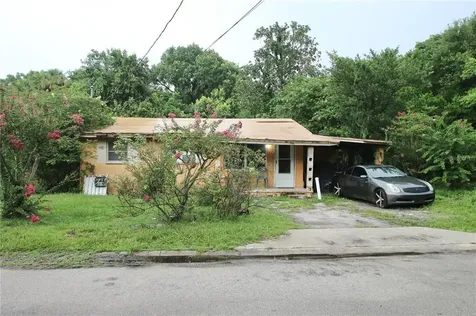 529 W Armstrong Avenue Deland FL 32720