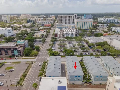 823 Burlington Avenue N St Petersburg FL 33701