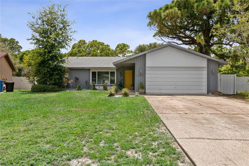 6069 18th Street S St Petersburg FL 33712