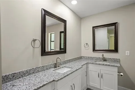 2059 SW Valencia Heights Avenue Dunnellon FL 34431