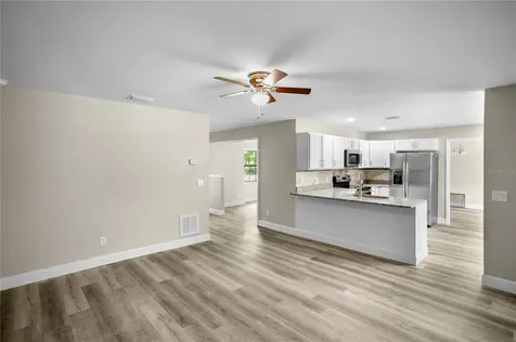 2059 SW Valencia Heights Avenue Dunnellon FL 34431