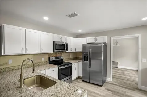 2059 SW Valencia Heights Avenue Dunnellon FL 34431