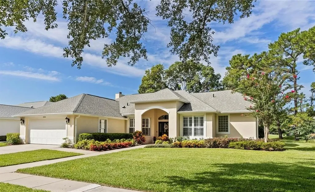 2221 Park Forest Boulevard Mount Dora FL 32757