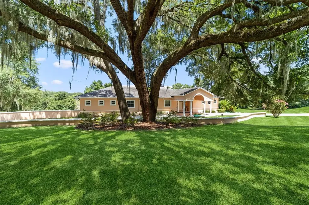 18401 County Road 42 Altoona FL 32702