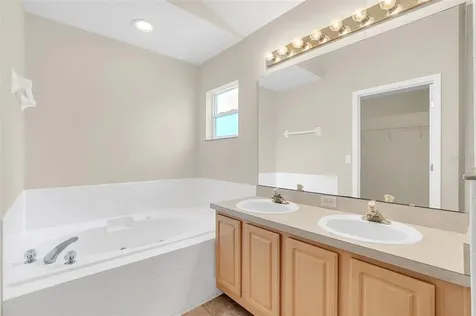 14221 Colonial Lakes Drive Orlando FL 32826