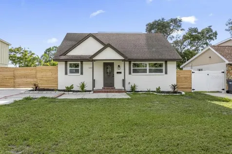 6660 27th Way N St Petersburg FL 33702