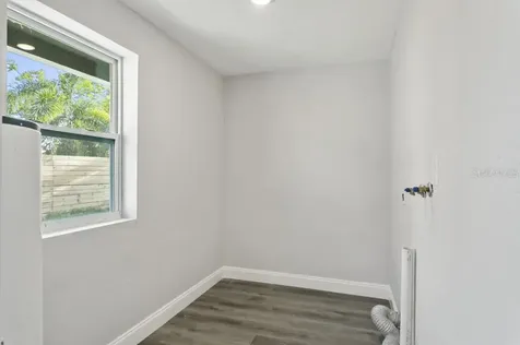 6660 27th Way N St Petersburg FL 33702