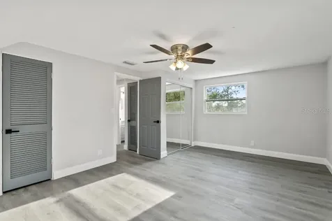 6660 27th Way N St Petersburg FL 33702