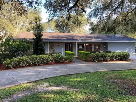 1606 S Saint Cloud Avenue Valrico FL 33594