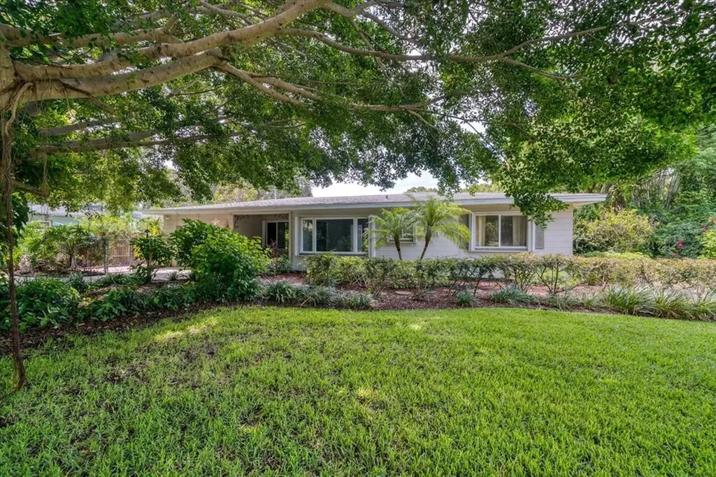 5232 26th Avenue S Gulfport FL 33707