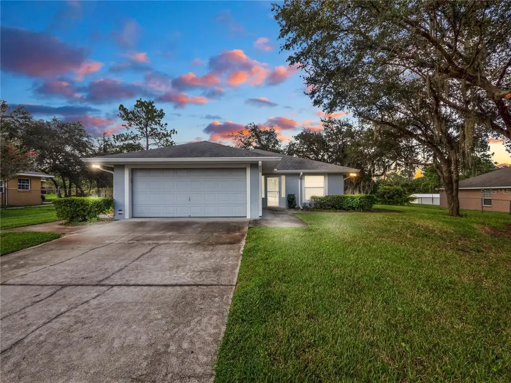 9337 Lemon Drive Lake Wales FL 33898