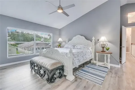 17725 Hampshire Oak Drive Tampa FL 33647