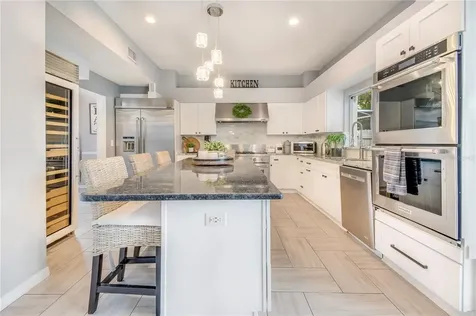 17725 Hampshire Oak Drive Tampa FL 33647