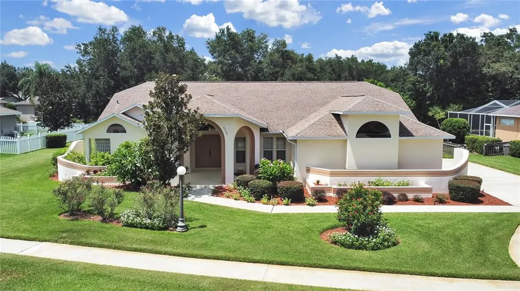 2806 Commonwealth Avenue Valrico FL 33594